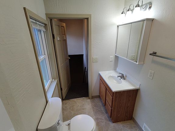 5th image of 612 Werner St #1/2