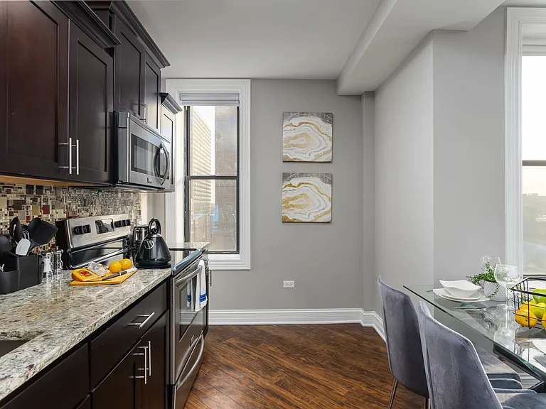 5007 N Sheridan Rd #504 — Photo 7