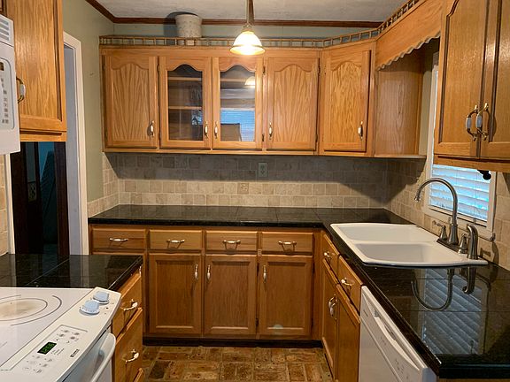 4th image of 1509 Cherubusco St