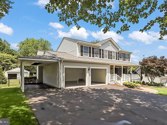3rd image of 35522 Sourwood Pl
