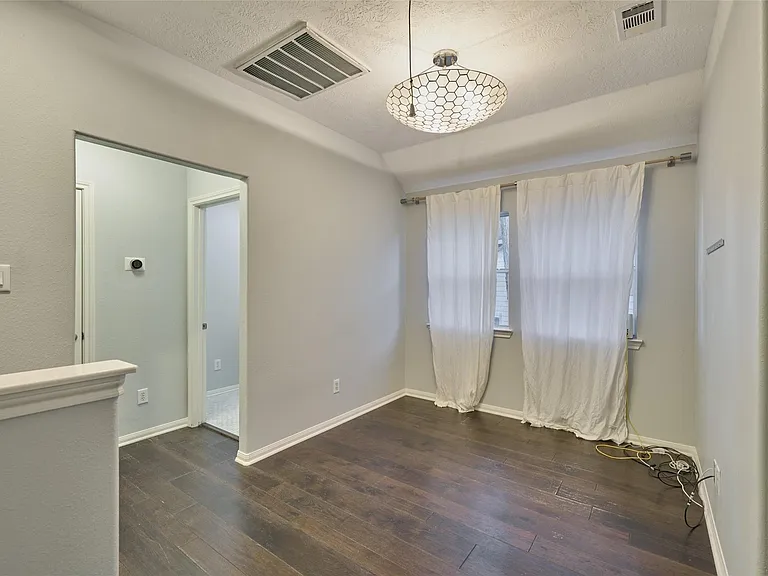 87 Benedict Canyon Loop — Photo 25