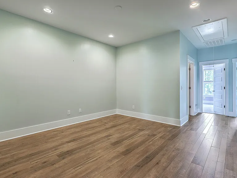 3125 Sturbridge Rd — Photo 19