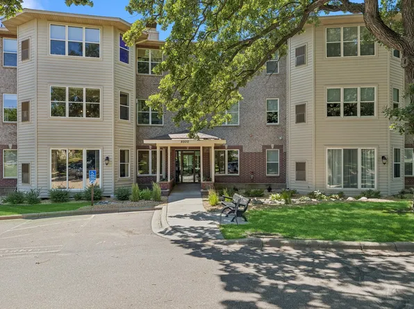 8500 Franlo Rd APT 302, Eden Prairie, MN 55344