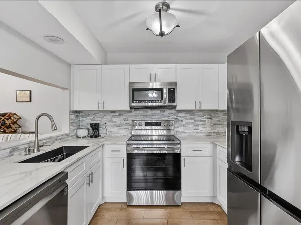 7633 Tahiti Lane #101, Lake Worth, FL 33467