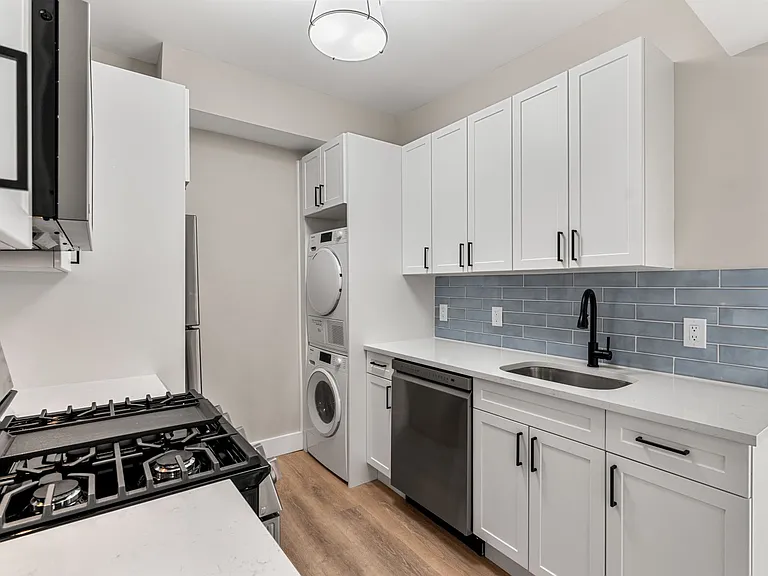 17 M St #3 — Photo 3