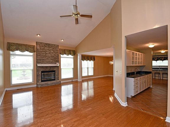 4th image of 4821 Brantford Ct