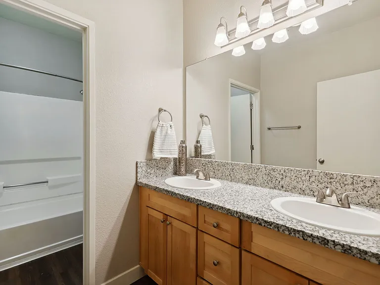SEVILLE AT MACE RANCH — Photo 23