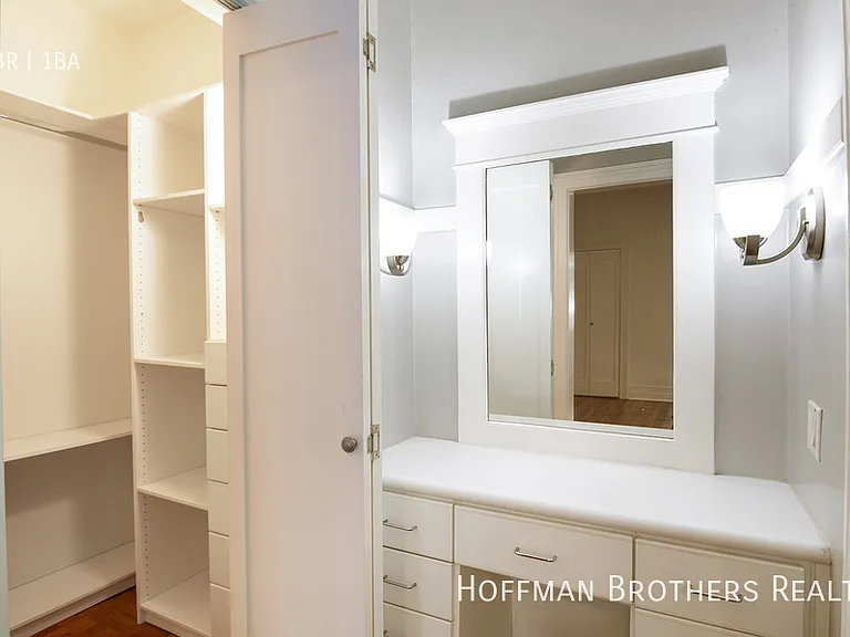 254 S Vendome St #6 — Photo 15