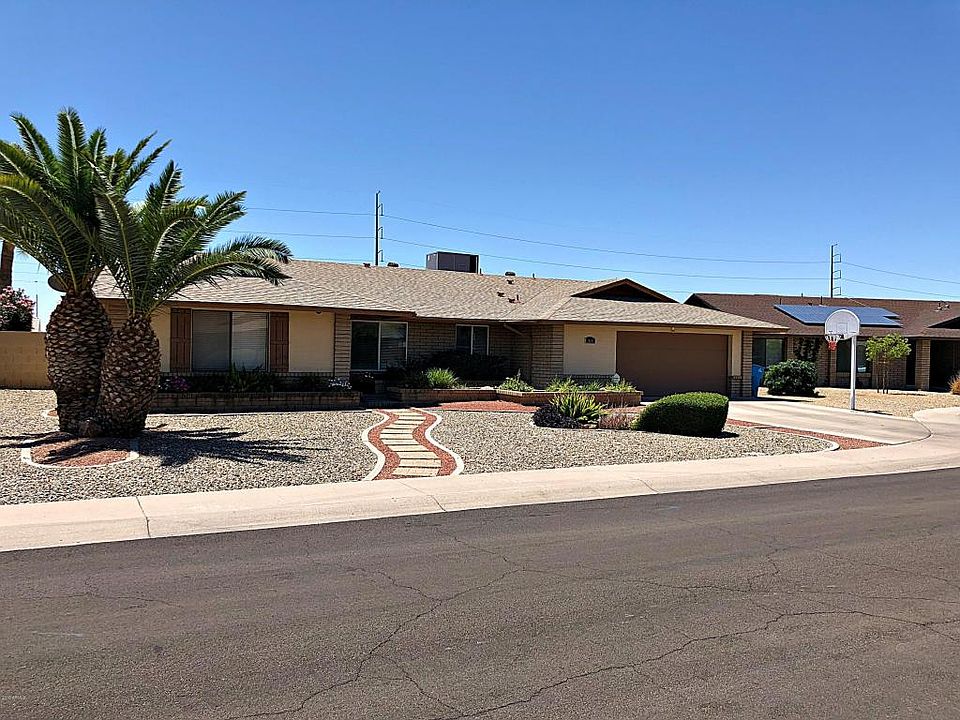 1st image of 915 E Rockwood Dr