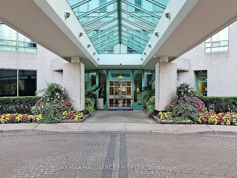 7805 Bayview Ave #1024 — Photo 30