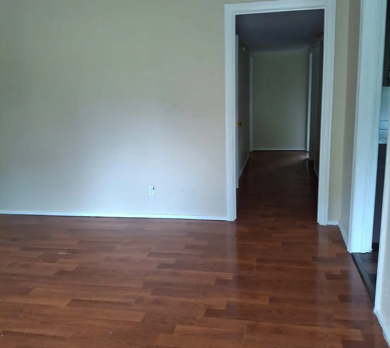 502 Hilda St — Photo 3