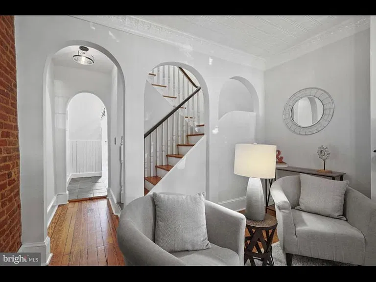 1640 S Charles St — Photo 10
