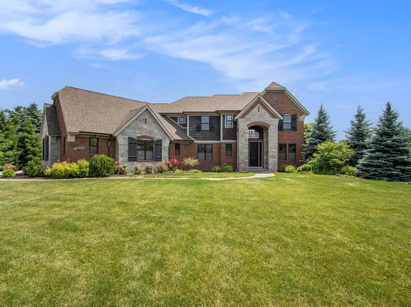 69844 Wildflower Ln, Romeo, MI 48065