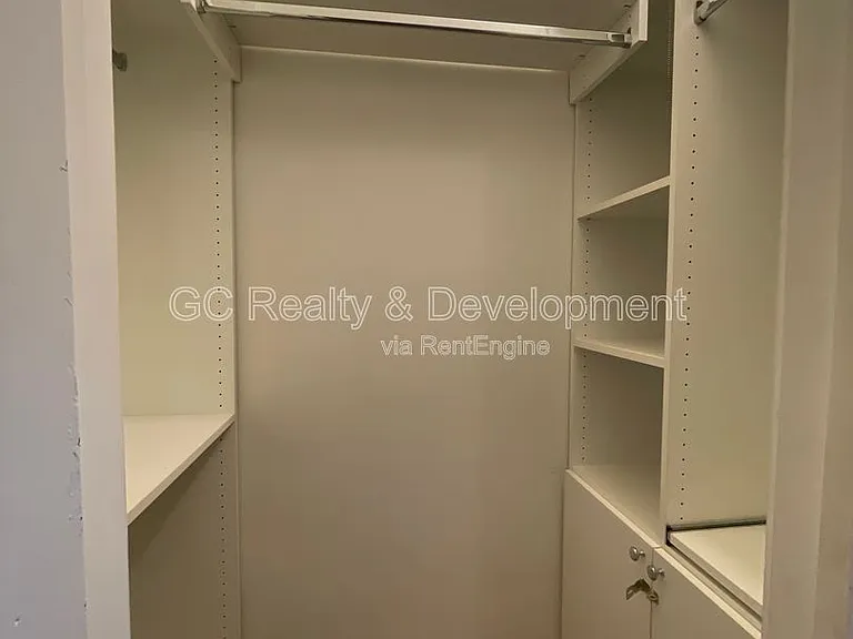 7512 N Claremont Ave #2 — Photo 11