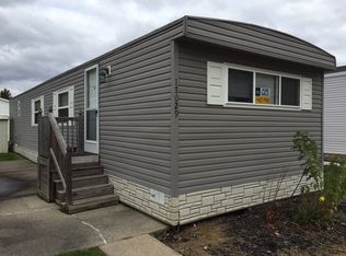 17029 Dalworth St, Macomb, MI