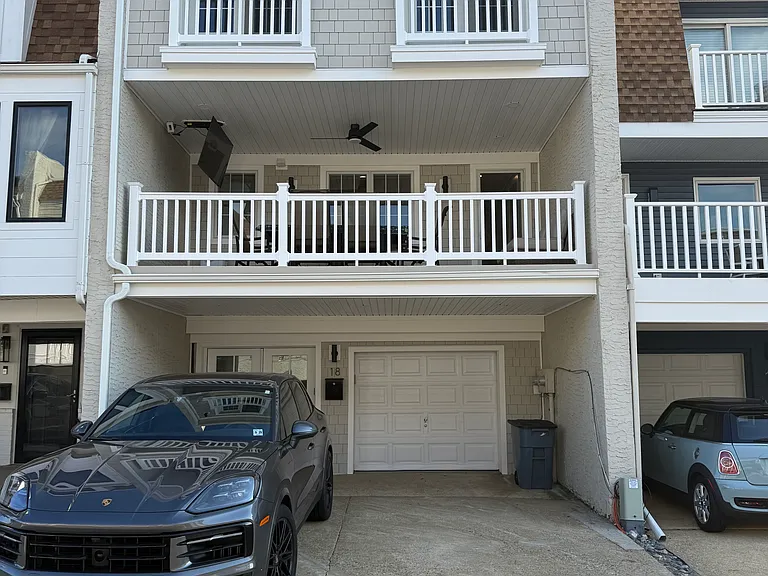 18 Village Rd — Photo 33