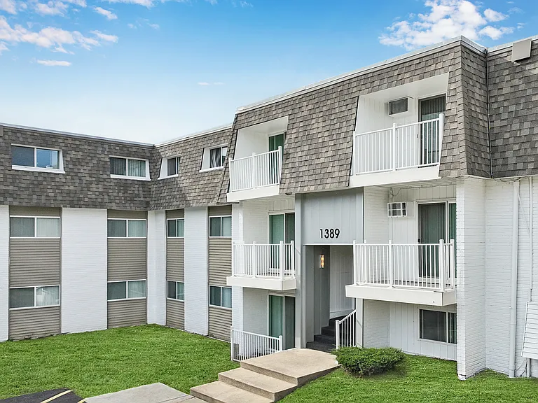 The Wind Song Apartments — Photo 35