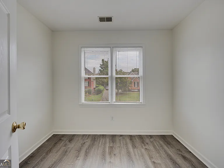 5795 Dovnick Dr — Photo 56
