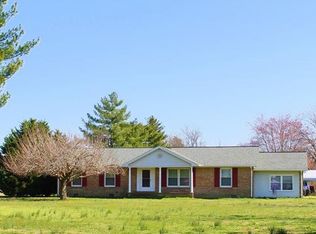 624 Normans Corner Rd, Farnham, VA 22460