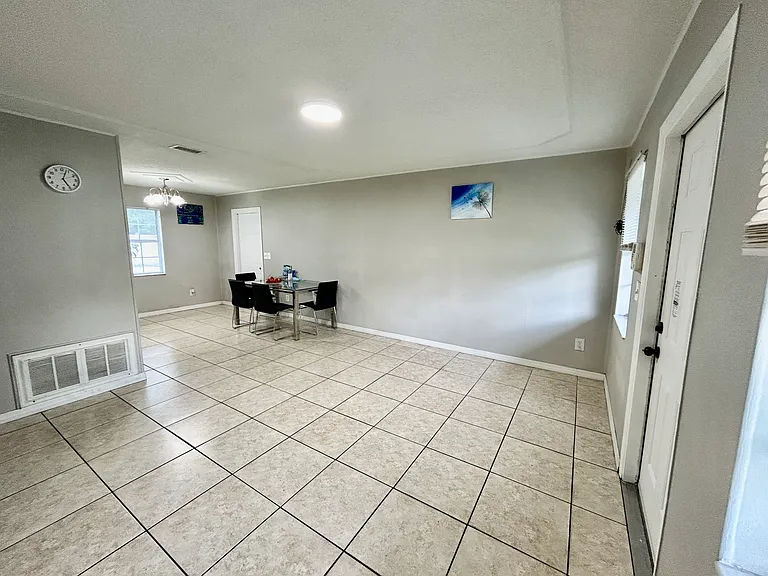 4418 Porpoise Dr — Photo 4