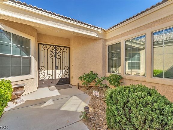 2nd image of 4352 Largo Cantata St