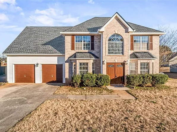 628 Burtons Cv, Hampton, GA 30228