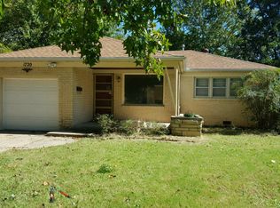 1720 S Lexington Rd, Wichita, KS 67218