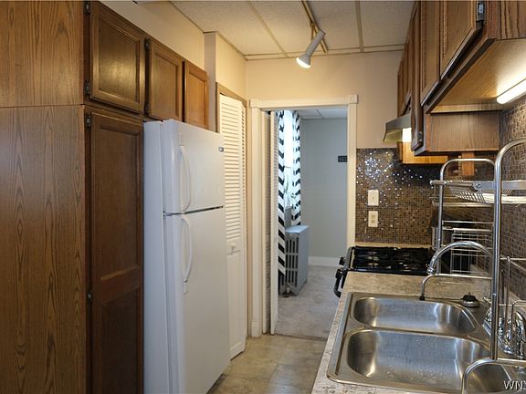 4th image of 96 Fargo Ave