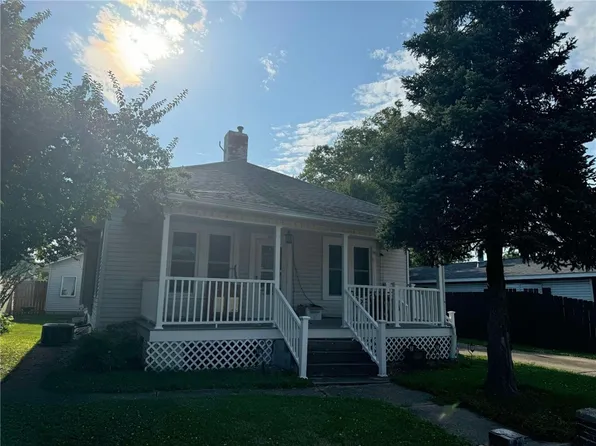 1107 Marshall Ave, Paris, IL 61944