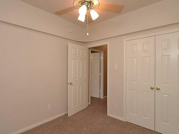 4th image of 18414 Cobblestone Dr