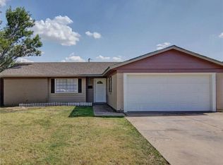 829 Michelle Dr, Everman, TX 76140
