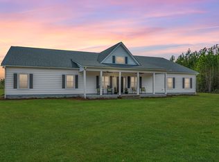 208 Sullivans Landing Rd, Ridgeville, SC 29472