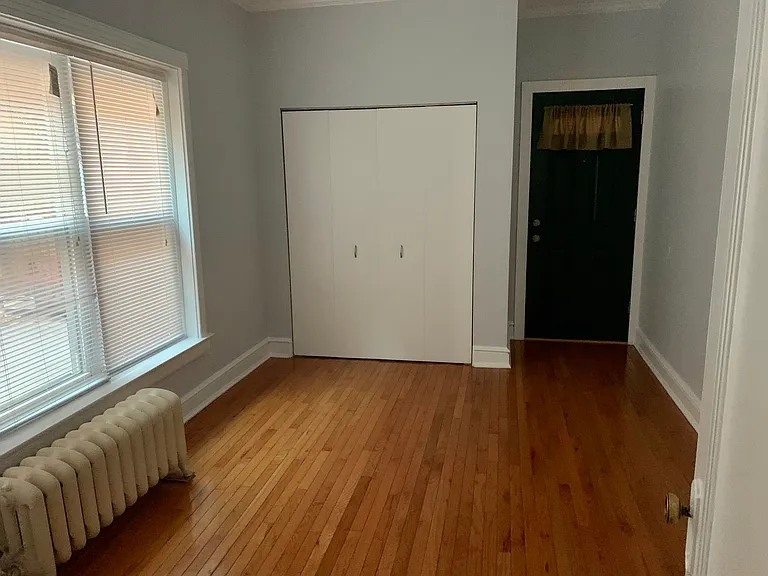1042 W Bryn Mawr Ave #2 — Photo 8