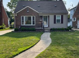2111 N Connecticut Ave, Royal Oak, MI 48073