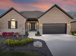 16612 Via Villagio Dr, Macomb, MI 48042