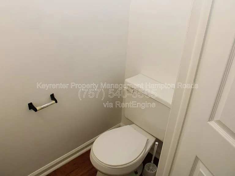 44 Lucinda Ct — Photo 16