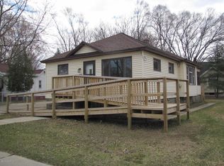 975 Evanston Ave, Muskegon, MI 49442