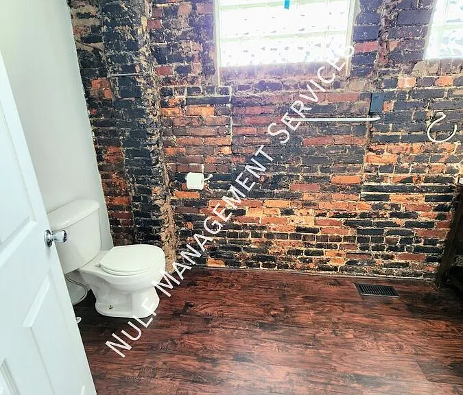 158 48th St #1 — Photo 5