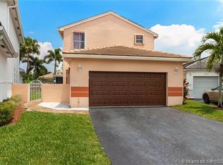 18821 NW 22nd St, Pembroke Pines, FL 33029