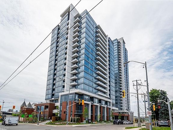 2nd image of 15 Wellington St S #903