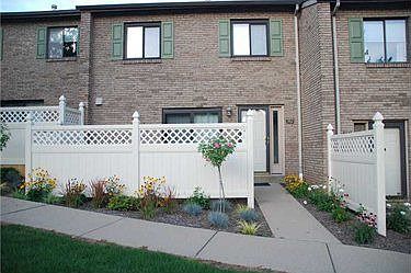 1st image of 302 Williamsburg Ln