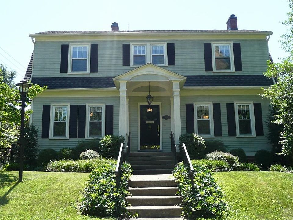 1st image of 406 Wooster St