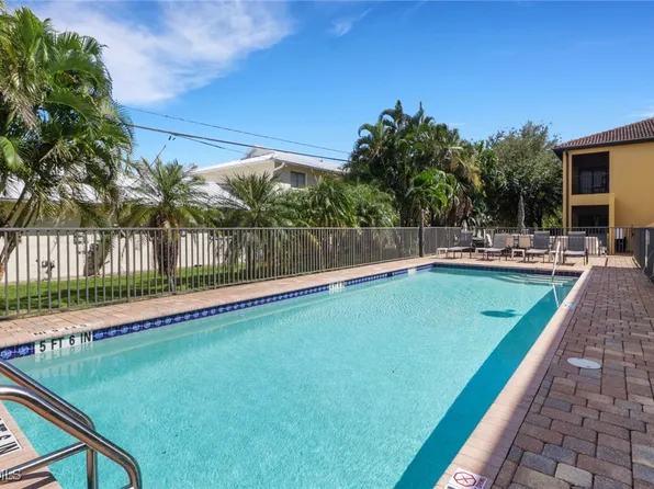 5003 SW 16th Pl APT 108, Cape Coral, FL 33914