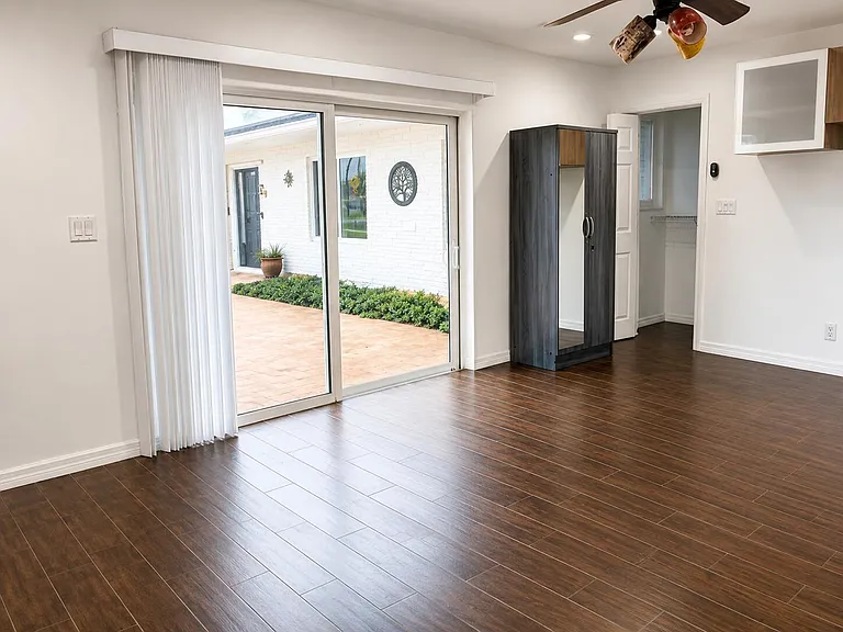 4912 Van Buren St #EFFICIENCY — Photo 11