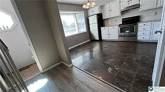 1893 Redwood Dr — Photo 5