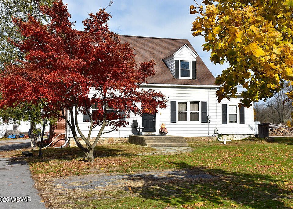1st image of 121 Country Club Ln