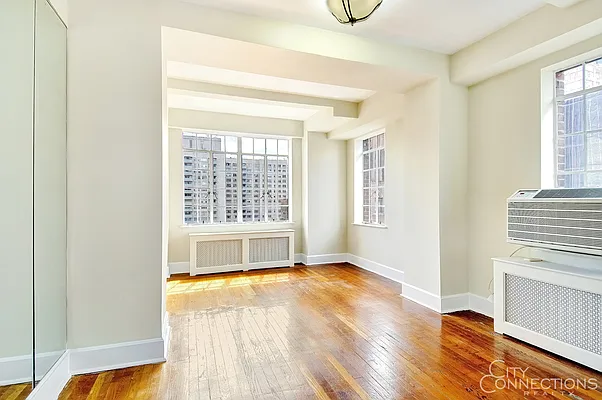 Sold by City Connections Realty | media 16