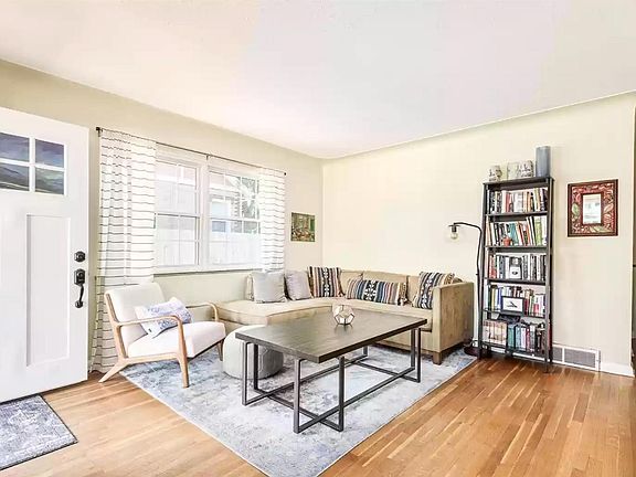 3rd image of 3767 Yates St