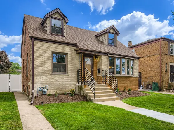 8841 S Utica Ave, Evergreen Park, IL 60805