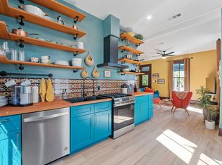 Spacious custom design 2 bed 1 bath Apartment for rent 709 W 14th st., Austin, TX 78701